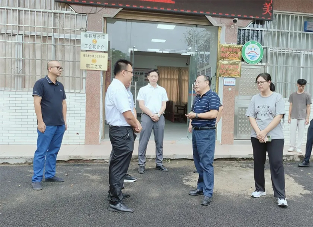 市總工會調(diào)研組到縣（市、區(qū)） 開展基層工會組織建設(shè)工作調(diào)研