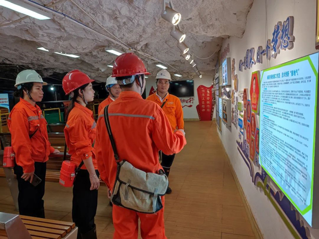 廣西佛子礦業(yè)有限公司與梧州環(huán)科公司開展工會(huì)工作交流