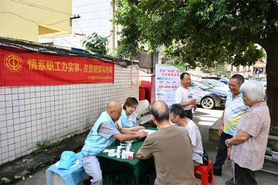 佛子公司工會(huì)開展“情系職工辦實(shí)事”志愿者服務(wù)活動(dòng)