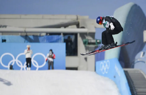 谷愛凌比賽的首鋼園到底是個什么園？中國工人同它一起完成“火”到“冰”的轉(zhuǎn)變