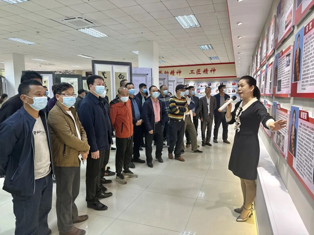 岑溪市教育工會開展思政教育暨職工醫(yī)療互助保障業(yè)務(wù)培訓班